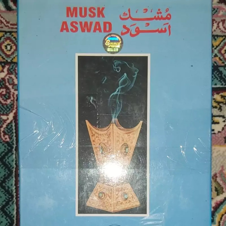 مشک آهو هندی اسود اعلی اصل به شرط بوی مطبوع استثنایی با پخش بوی بالا