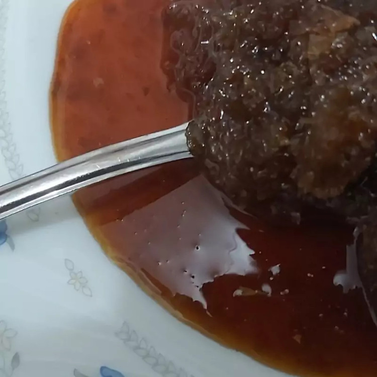 عسل وحشی قرمز کوهی زنبور ریز نایاب خاص بلوچستان دویست گرم