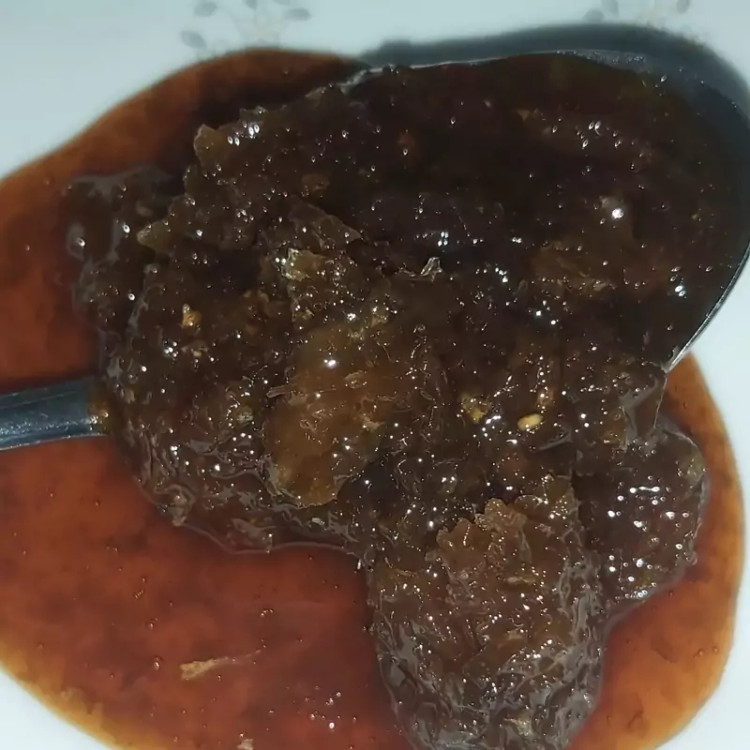 عسل وحشی قرمز کوهی زنبور ریز نایاب خاص بلوچستان دویست گرم