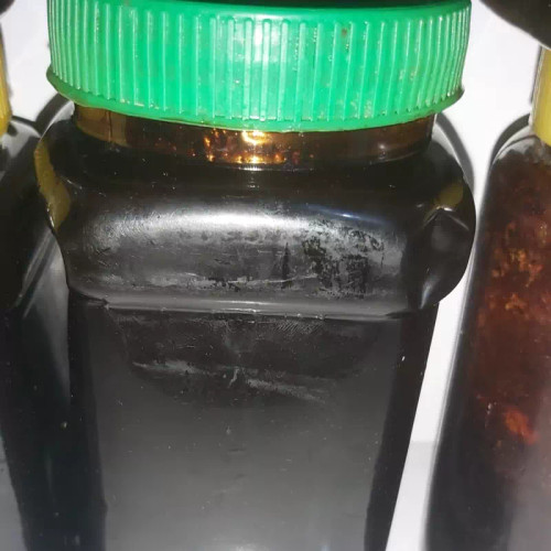 عسل سیاه مات فوق قوی آنتی اکسیدان آنزیمهای برتر رشد یافته یکساله قدرت ویرانگرترین عسل سیاه غلیظ