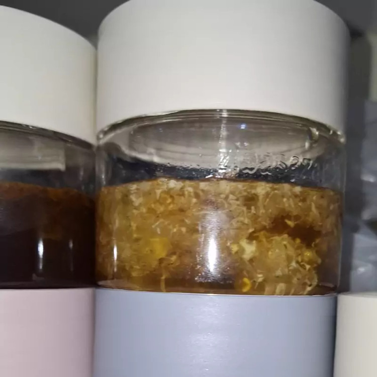 عسل صخره زنبور درشت با موم ۱۰۰ گرم