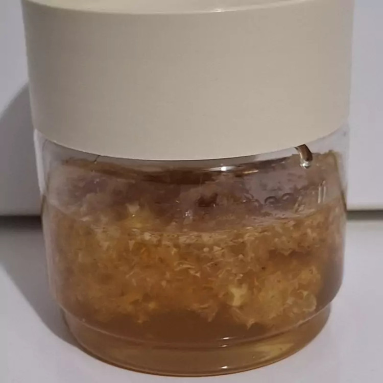 عسل صخره زنبور درشت با موم ۱۰۰ گرم