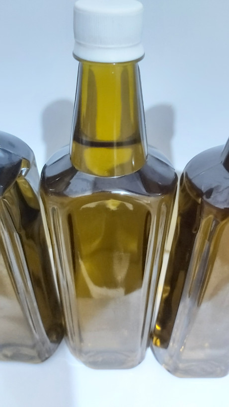 روغن زیتون دارویی بهترین روغن زیتون دنیا بدون جداسازی املاح و گوشت زیتون یک لیتری