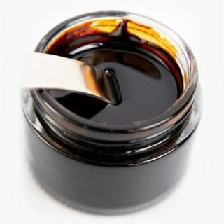 مومیایی یا مومنایی شیلاجیت شیره کوه اشک کوه ناب بی نظیر نایاب ۲۰ گرم